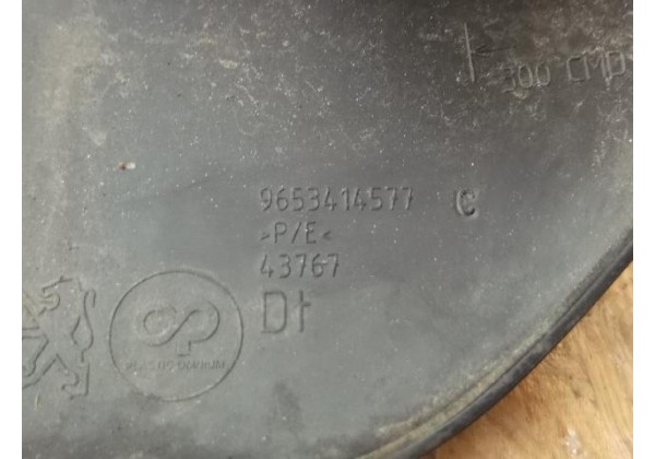 Накладка переднього бампера права Peugeot 307, 05-08, 9653414577